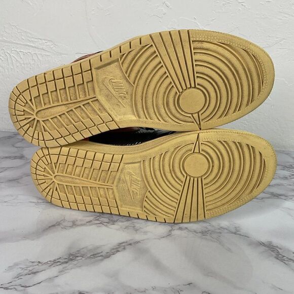 Air Jordan 1 Retro High OG Shattered Backboard 3.0 9.5M 11W 555088-028 - Picture 8 of 9